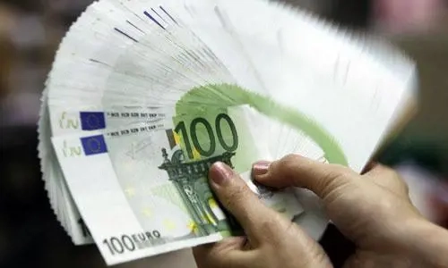 Wir bieten Finanzierungen und Investitionen mit sehr einfachen Konditionen