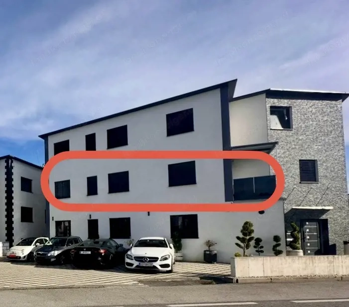 5-Zimmer Wohnung mit 120qm und Terrasse