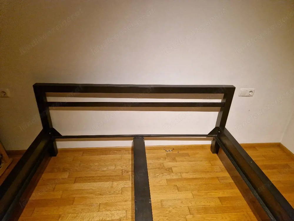 Metal Bett