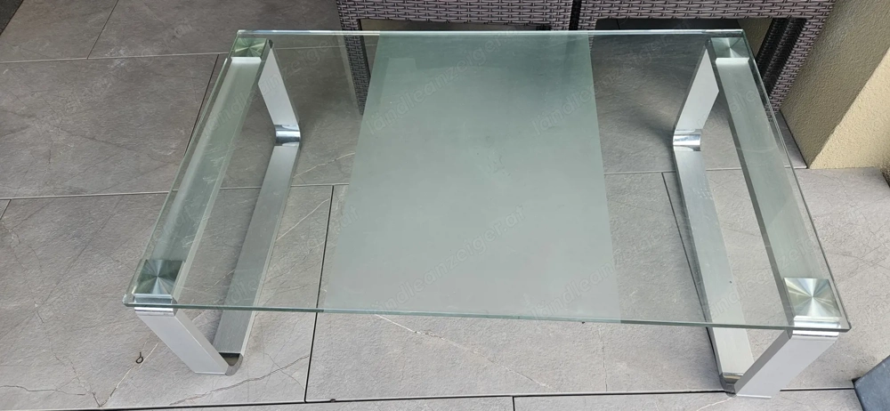 Couchtisch zu verschenken