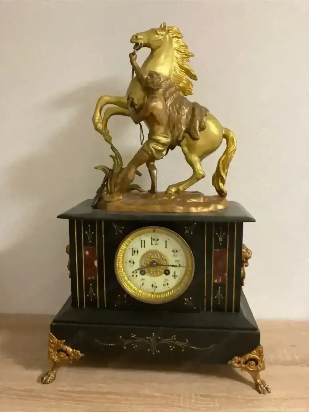 Standuhr um 1850-1900