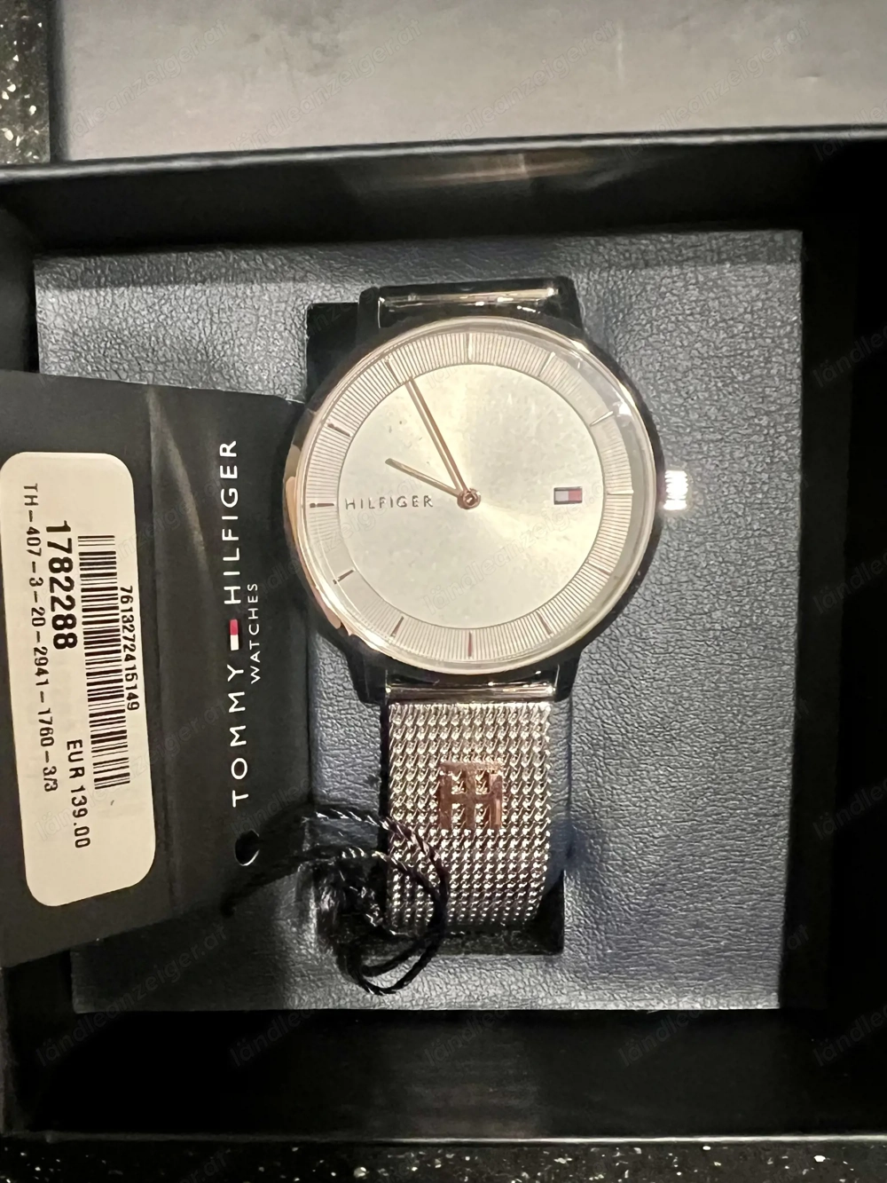 Tommy Hilfiger Uhr ungetragen NEU