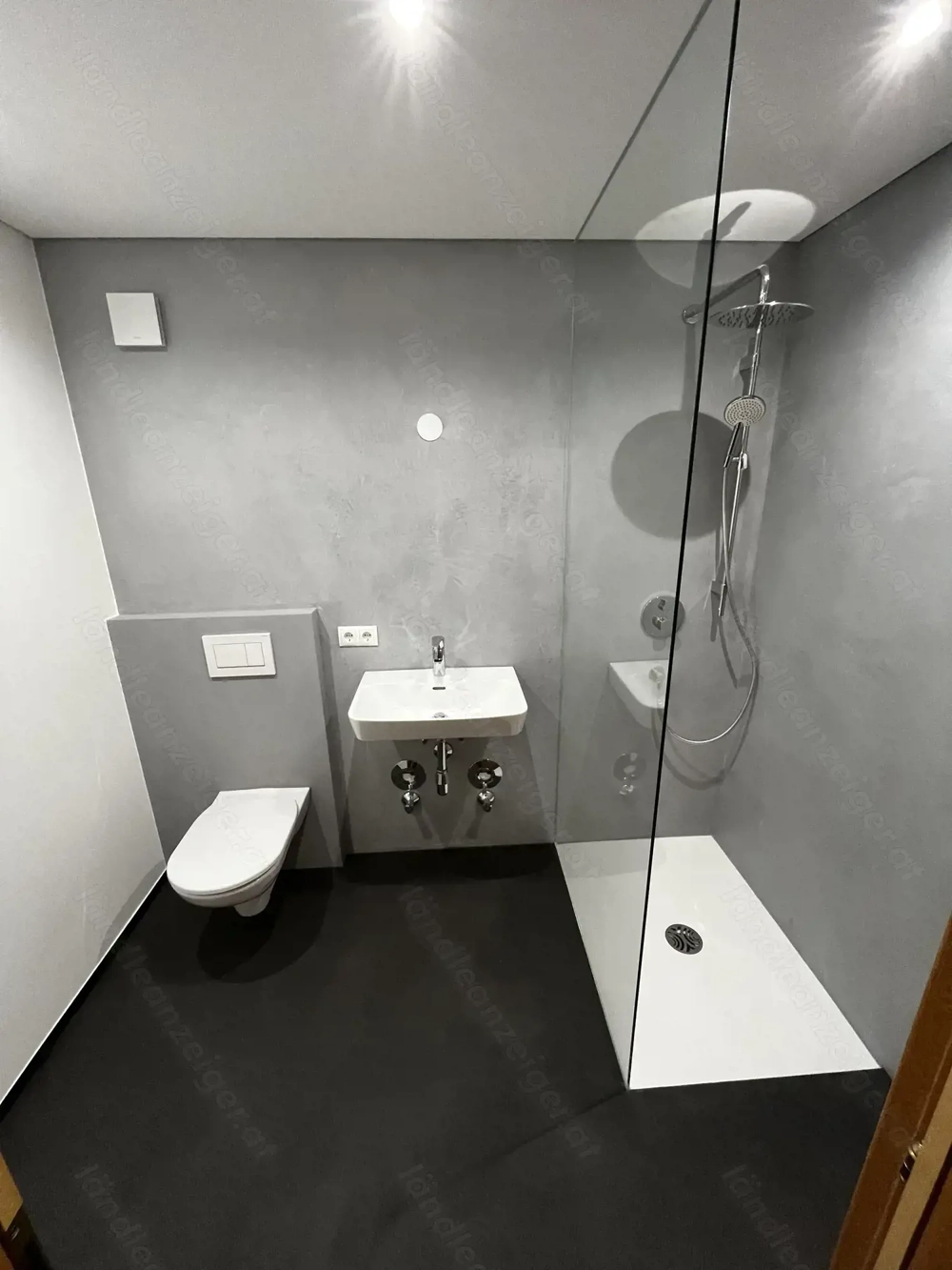 Top Sanierte 2 Zimmer Wohnung in Tosters 