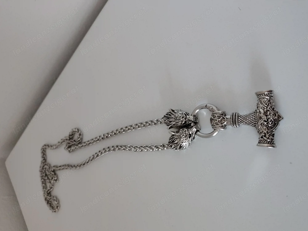 Nordische Wikinger Halskette mit Thorshammer & Wolfsköpfen   Silberfarben