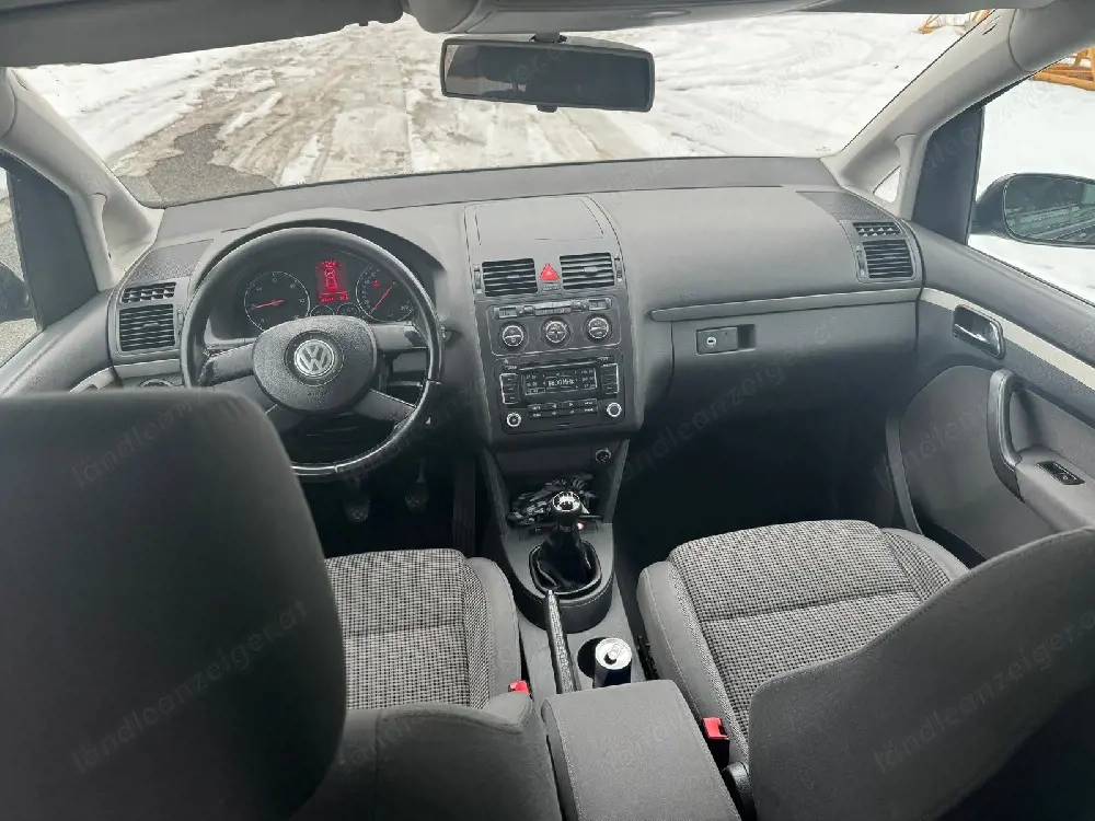 VW Touran 