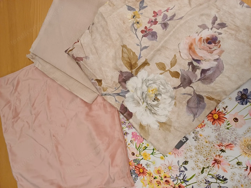 Kissenhüllen in verschiedenen Größen und Farben