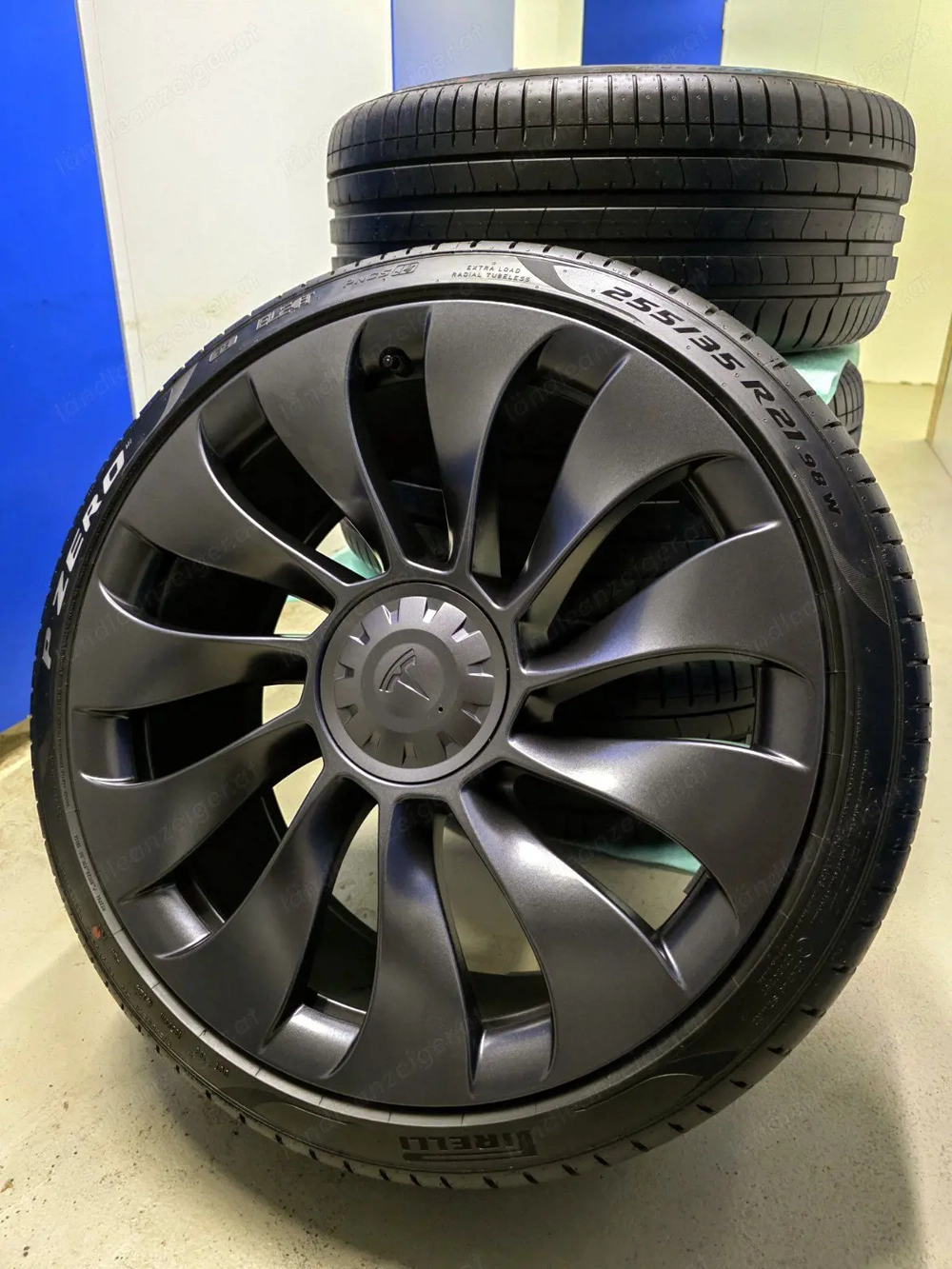 Tesla Model Y 21 Zoll Sommerräder 