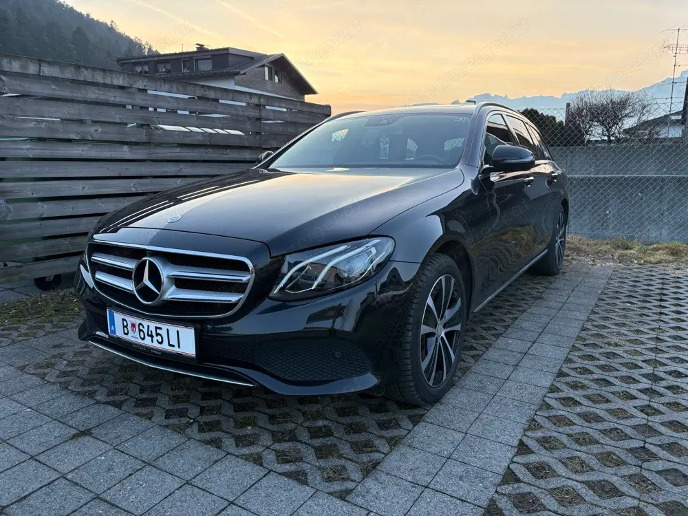 Mercedes E 220 CDİ Avantgarde 360 Kamara