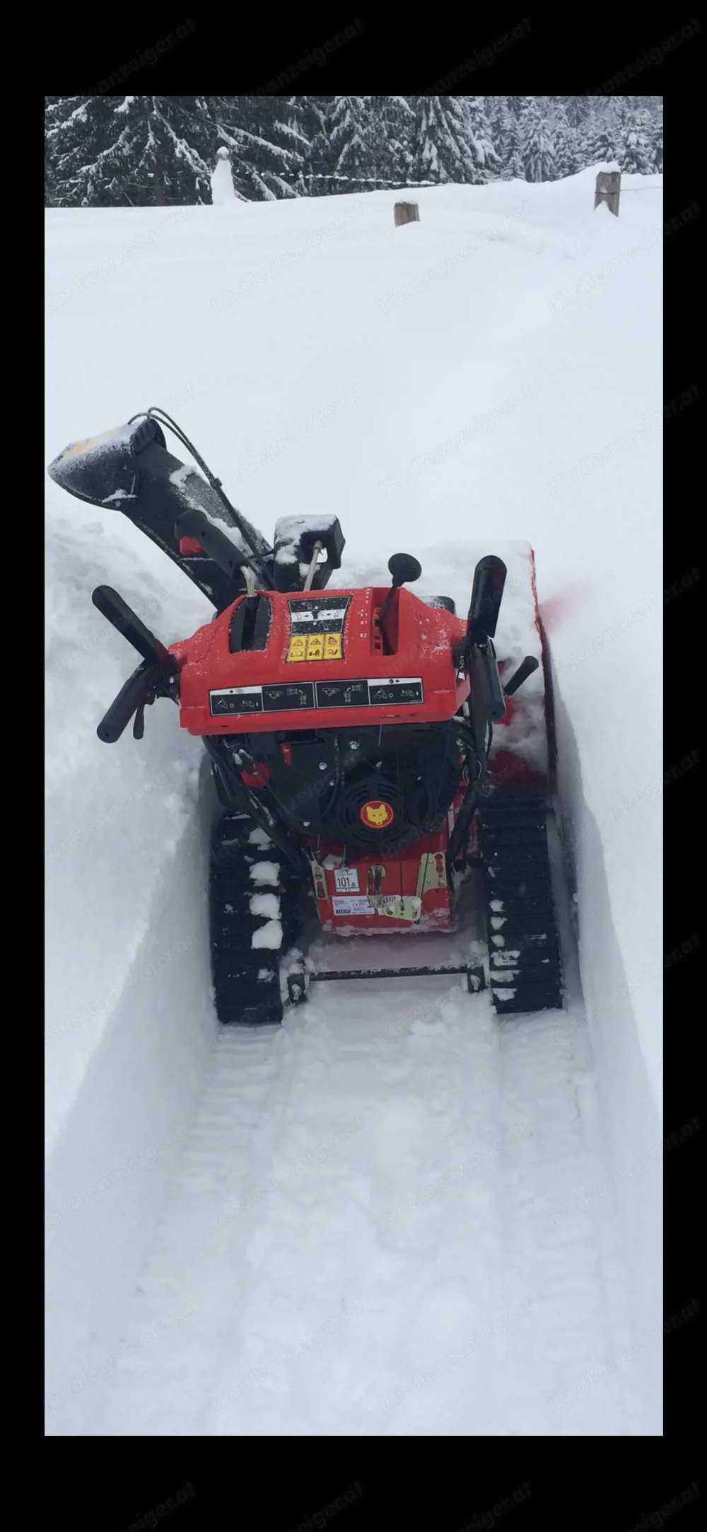 Schneefräse  mit Raupen