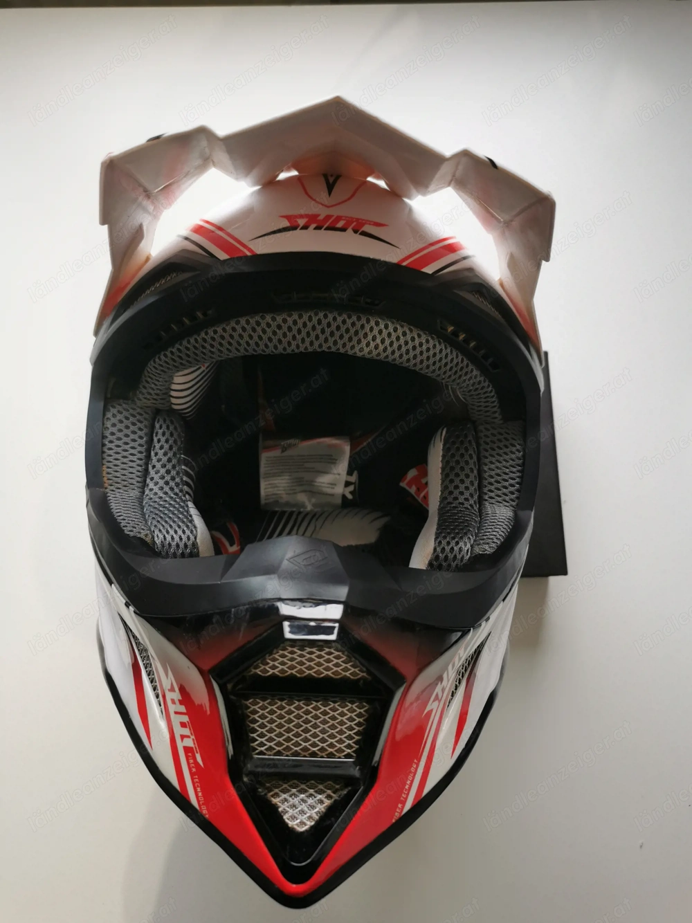 Superleichter Shot race gear Motocross Helm Striker Gr. XL 62