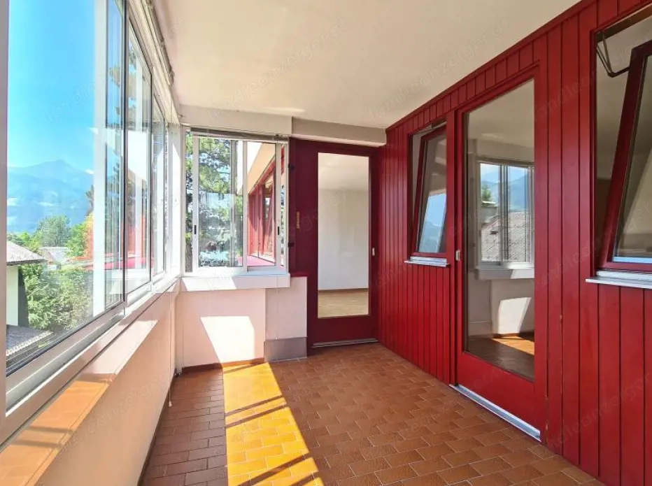 Südseitig angelegte Zwei-Zimmer-Wohnung mit Loggia in Bludenzer Obdorf zu vermieten (provisionsfrei)