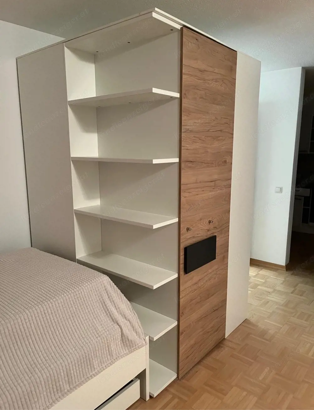Begehbarer Kleiderschrank