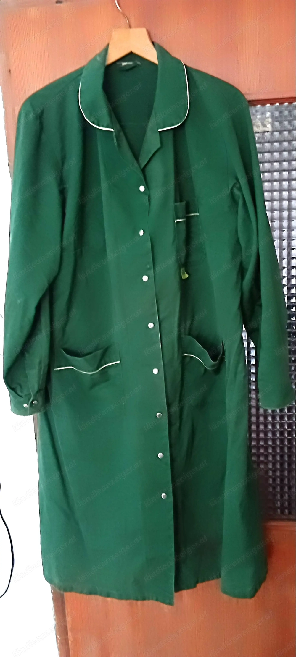 Suche Damen Arbeitsmantel Embee 