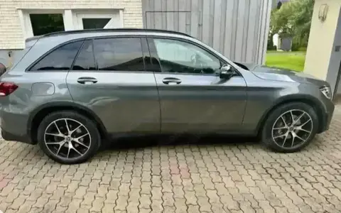 Mercedes Benz GLC 200 4 Matic