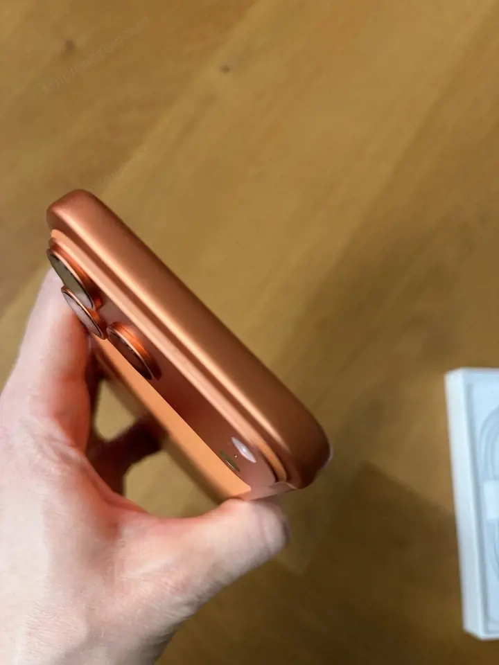 Apple iPhone 17 Pro Max 256GB Cosmic Orange