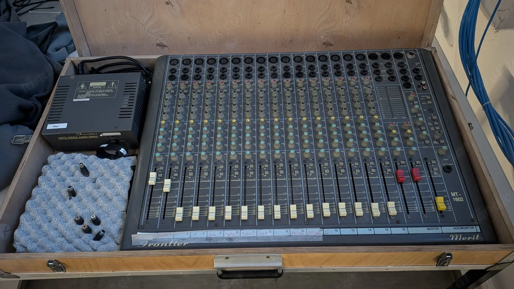 Analoges Mischpult Frontier Merit