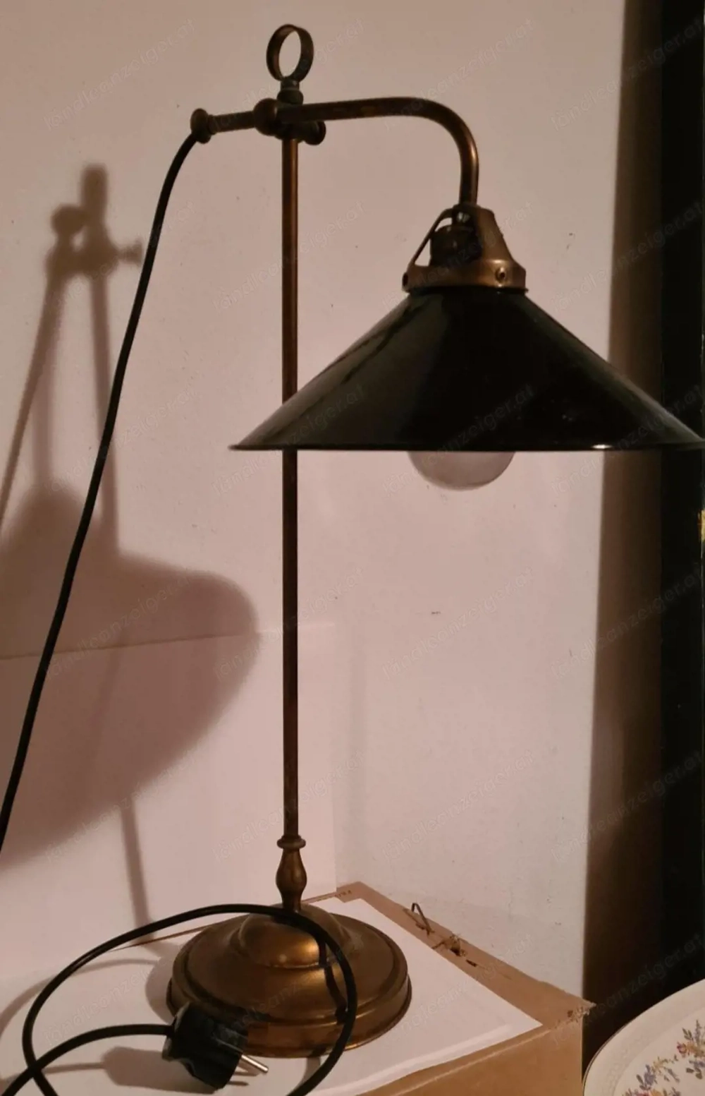 Antike Schreitischlampe
