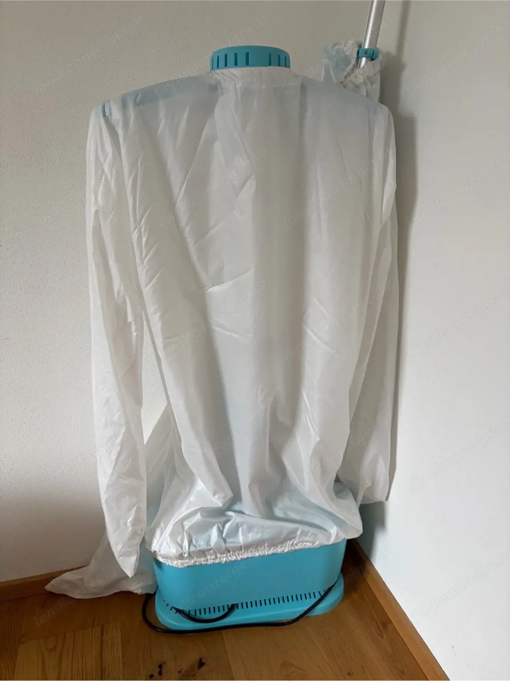 Hemdenbügler und Hosen