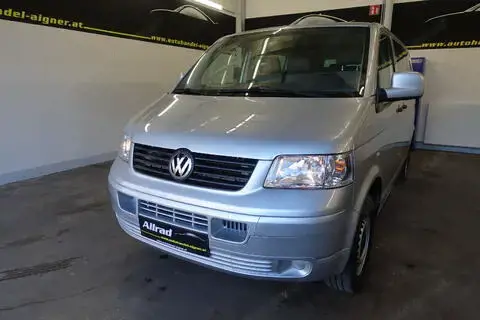 VW Caravelle