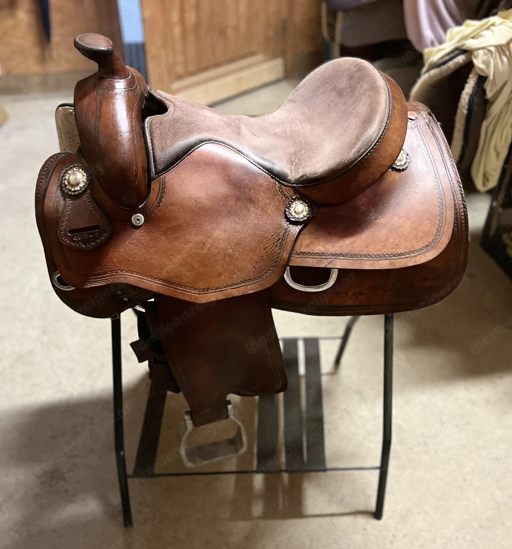 Breiter Westernsattel   15 Zoll   gebraucht