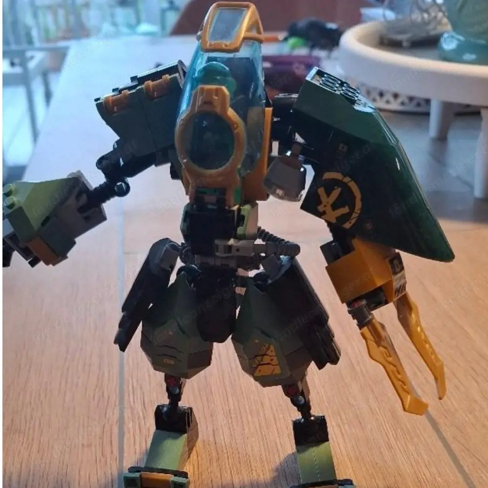 Lego Ninjago "Lloyds Hydro-Mech"