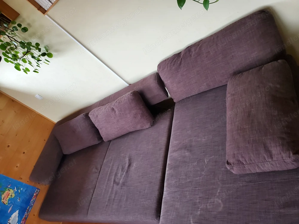 Couch Garnitur zu VERSCHENKEN,  2 Teile und 4 Kissen