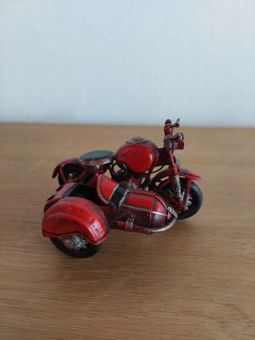 Kleines Retro Motorrad Beiwagen