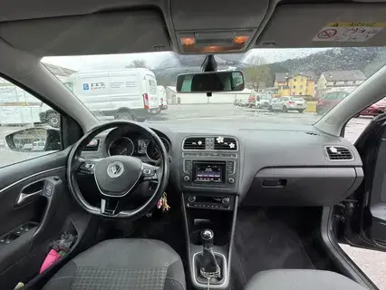 Polo wenig Kilometer mit CarPlay TÜV.3.2027