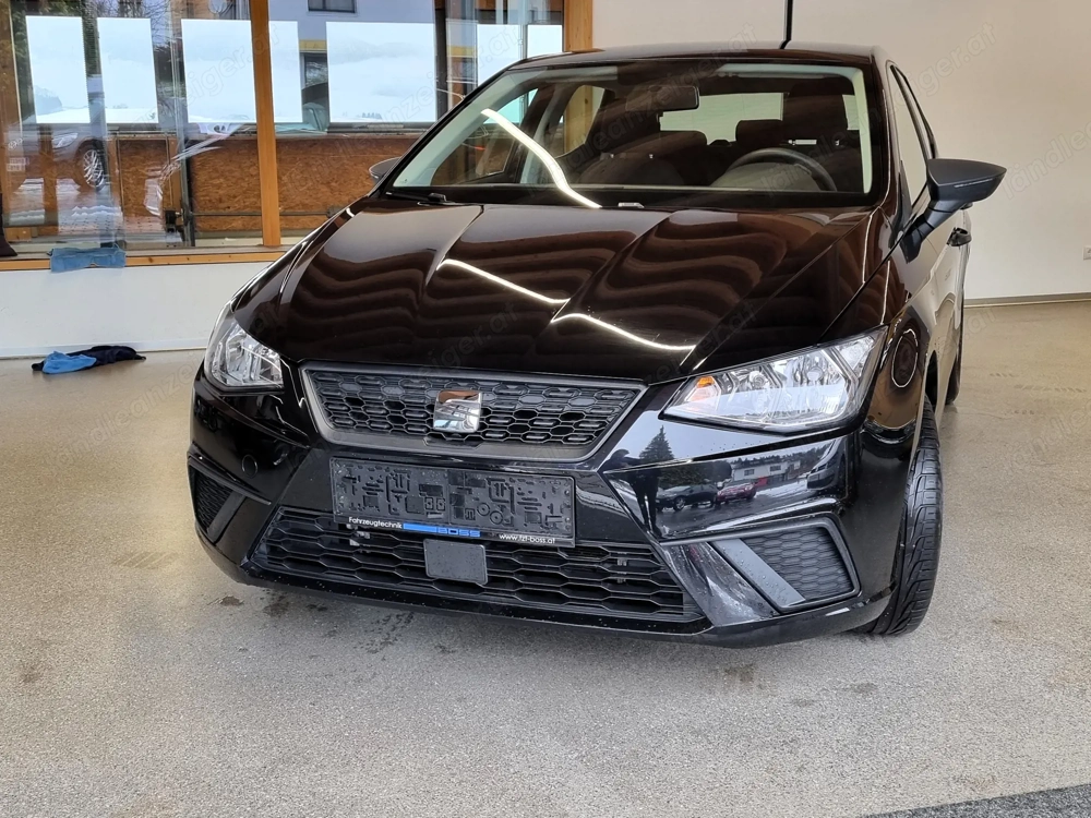 Seat Ibiza Reference**8-Fach bereift