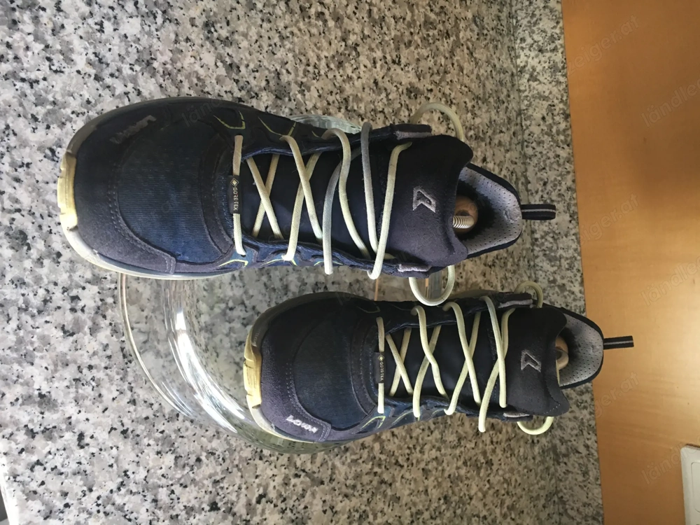 Lowa Turnschuhe Gore - Tex Größe 41,5