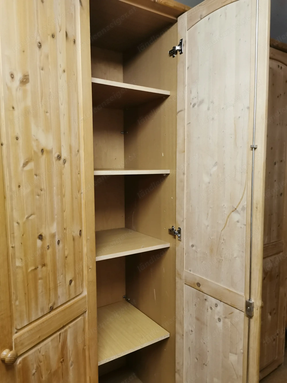 Holzkasten zu verschenken 