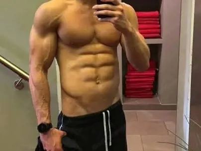 Sportlich   Attraktiv   Massage