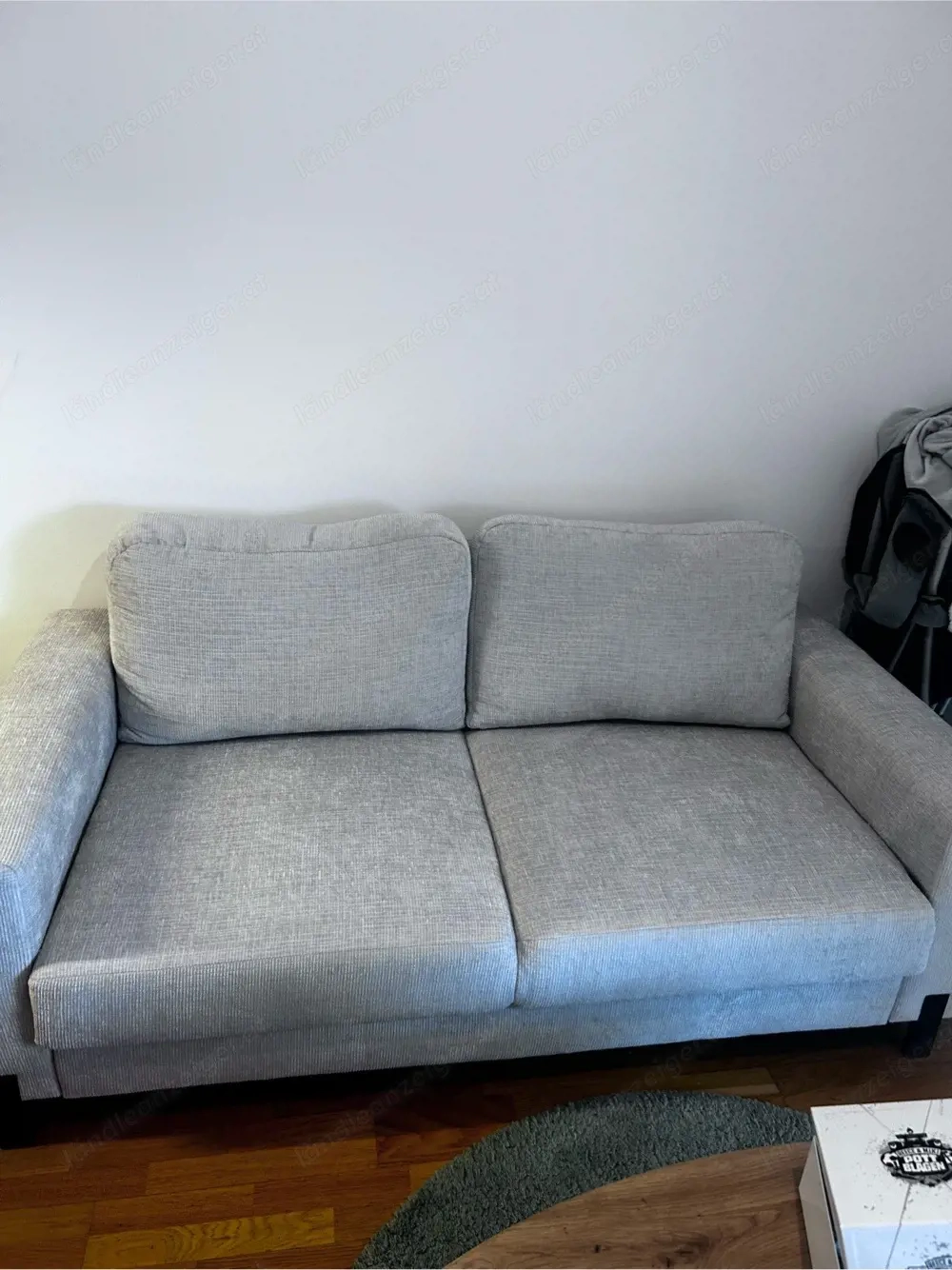 sofa 2 sitzer 