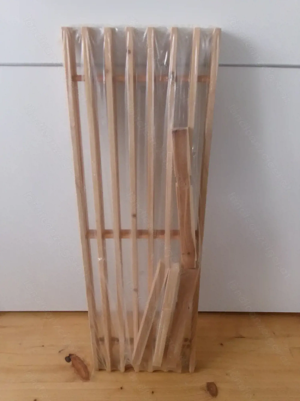 Schuh - Regal aus Holz 