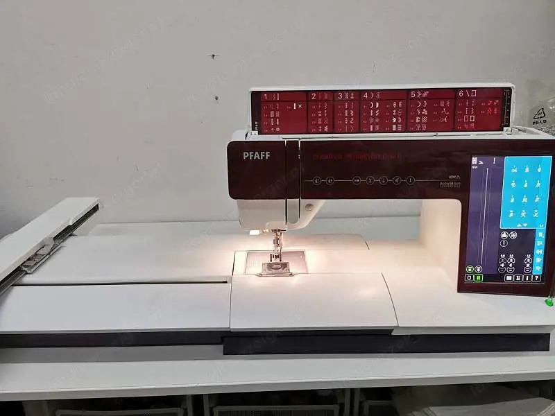 Pfaff Creative Sensation pro II