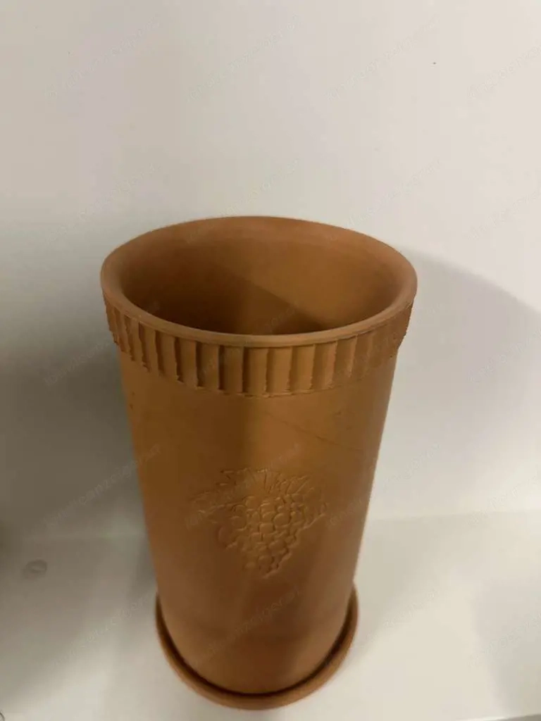 Weinkühler aus Ton (Terrakotta) mit Untersetzer - naturgekühlt