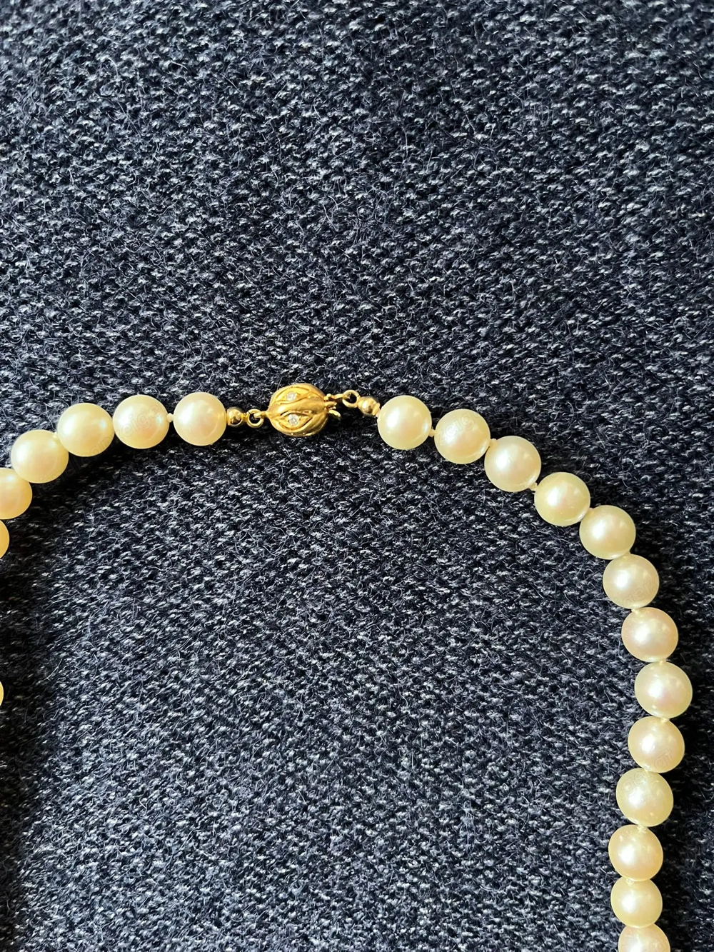 Wunderschöne, kaum getragene Perlenkette