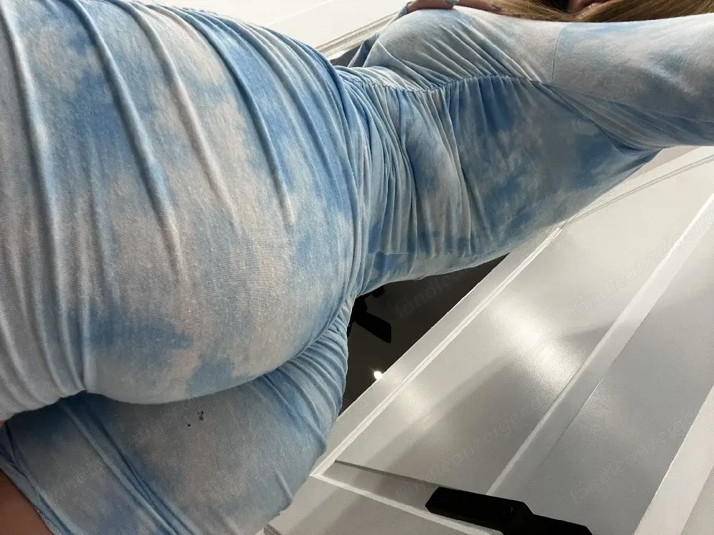  Heiße Melissa (AV)  Willst du verführt werden?