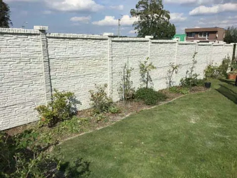 Komplettangebot Betonzaun ? Material + Montage