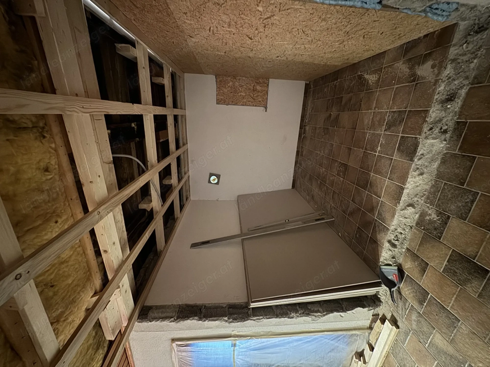 Malerarbeiten, Verputzarbeiten und vieles mehr..