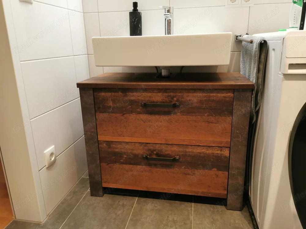 Set: Waschbecken Unterschrank und Bad Schränkchen