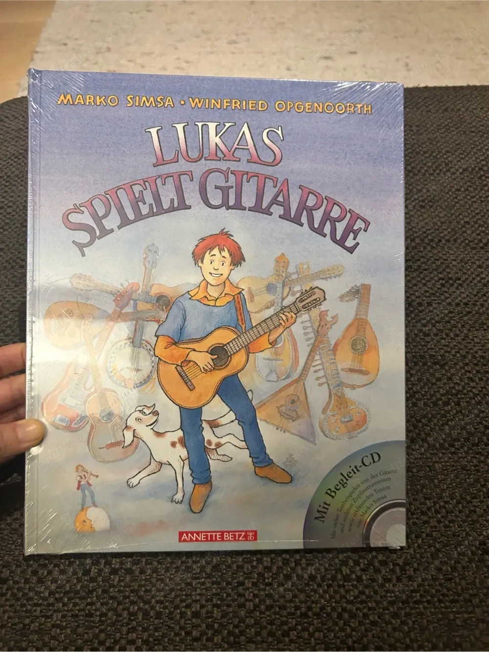 Lukas spielt Gitarre, Marko Simsa