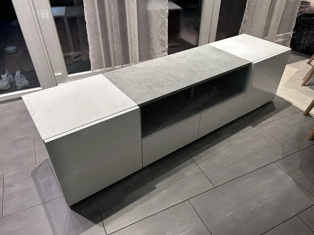 Lowboard Wohnzimmer in gutem Zustand