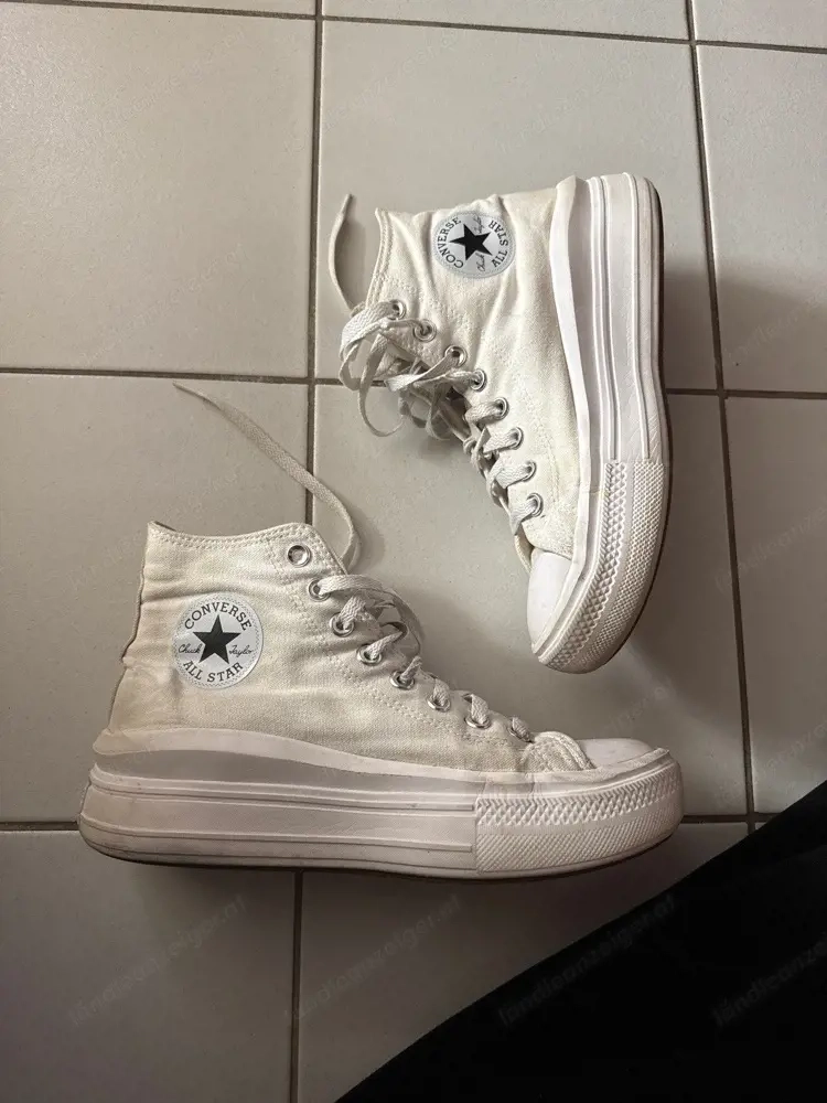 Converse Chucks