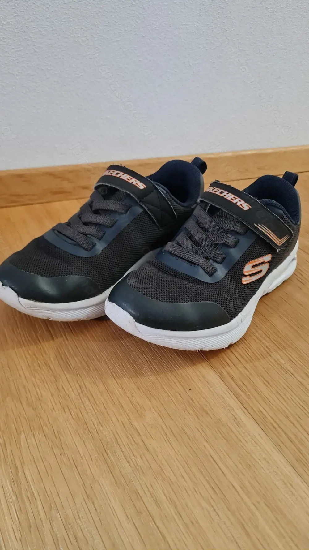Turnschuh, Sketchers Gr 32