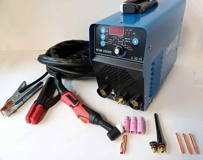 200A Schweissgerät neuwertig, incl. Schweisshelm