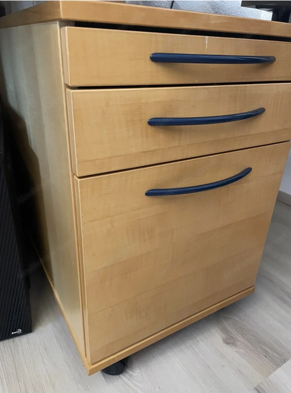 Rollcontainer mit 3 Schubladen   abschließbar   sehr guter Zustand