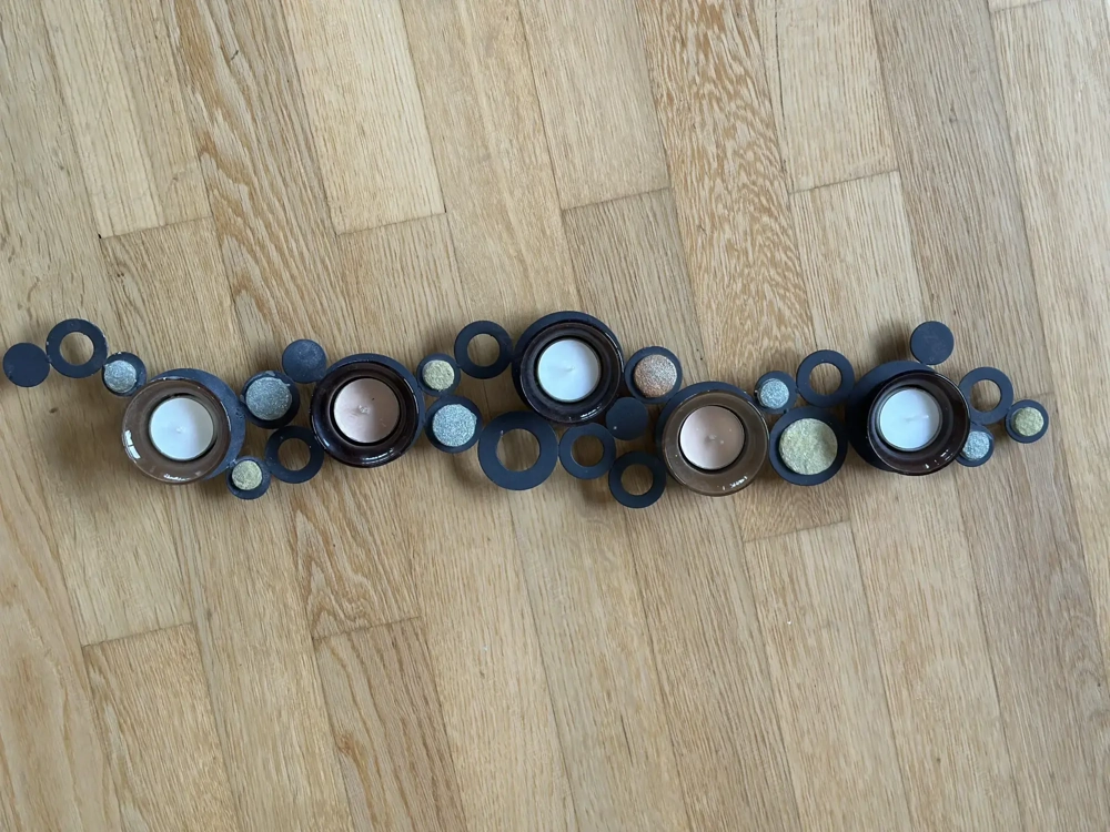 Teelicht Deko mit Dekorsteinen 