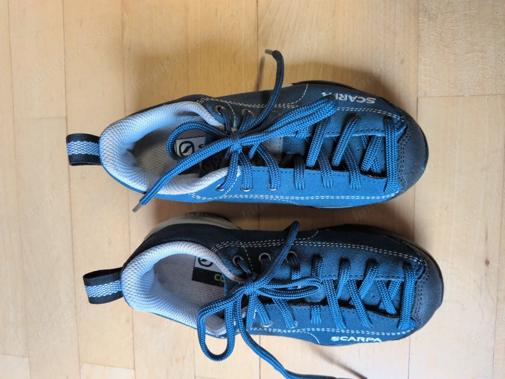 Sportschuh Scarpa Größe 27