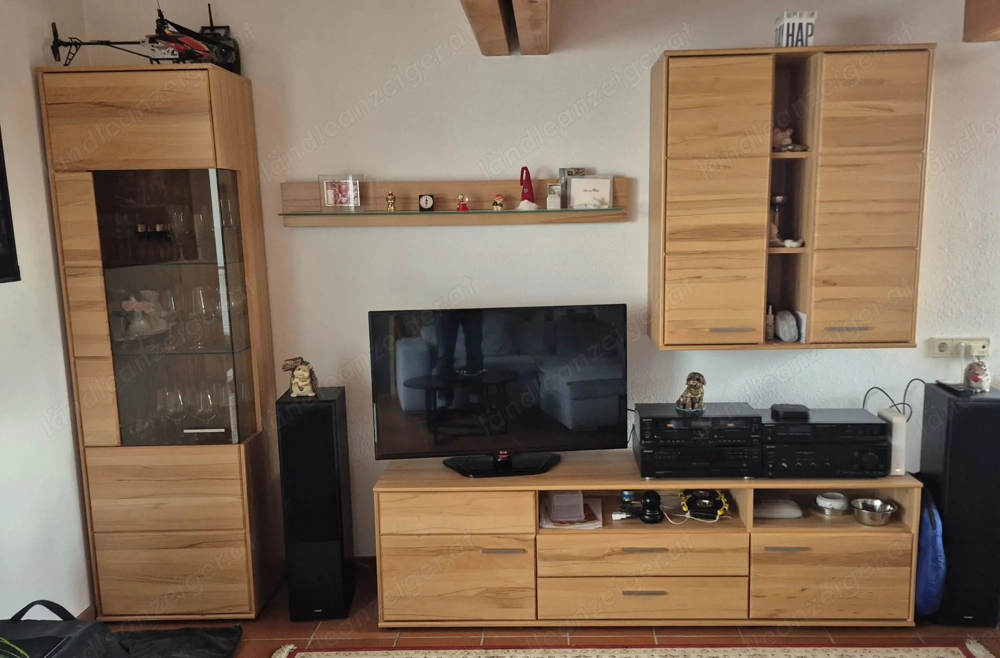 Hochwertige massivholz Wohnwand mit Kommode (Buche)